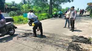 Tiga Polisi Tidur Berderet di Tanjakan Depok Dikeluhkan Warga